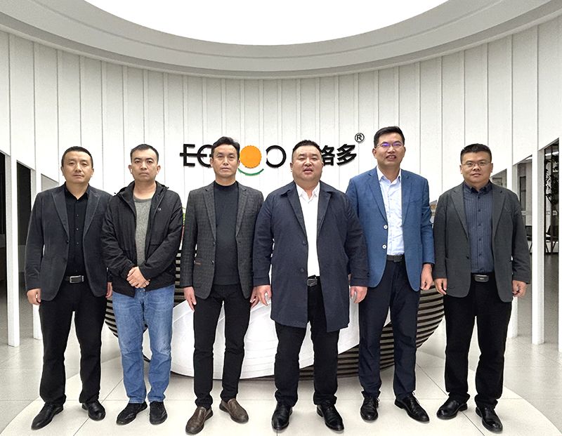 喀什禽蛋協(xié)會秘書長徐康富一行蒞臨艾格多集團參觀指導(dǎo)